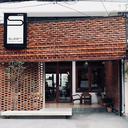 Slee Hostel Chiangmai (Adults Only) Chiang Mai Luaran gambar